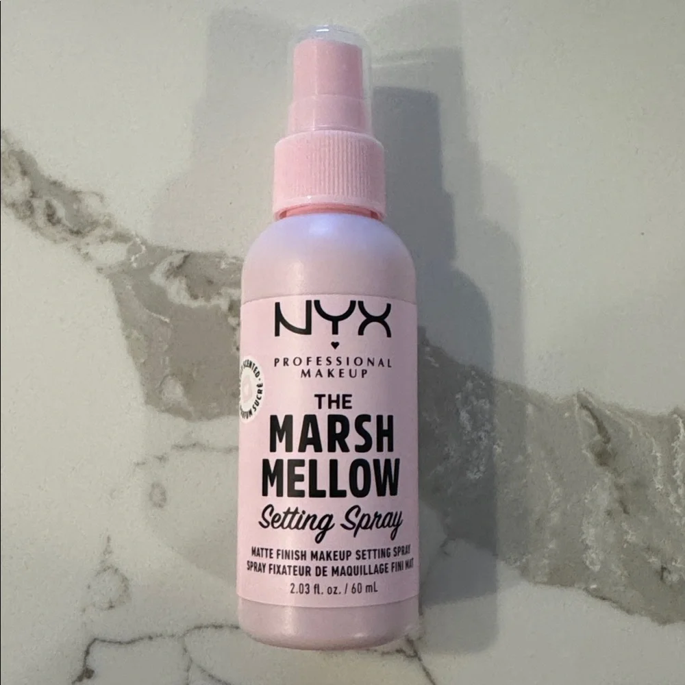 🌸5/$25🌸 NYX the marsh mellow matte finish makeup setting spray